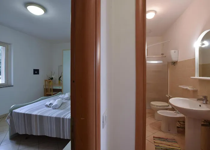 Lovely In With Swimming Pool Apartment Ricadi